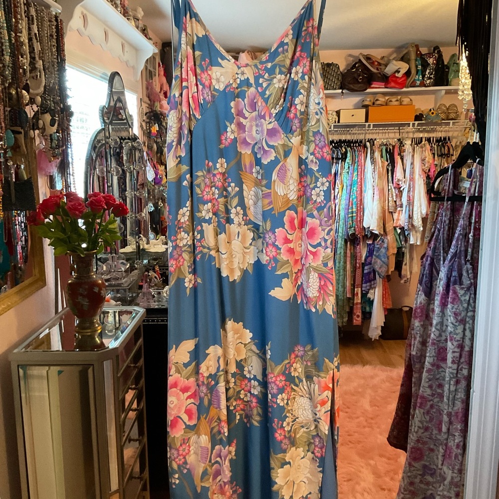 SPLL BLUE SKIES STRAPPY EUC LARGE ufs UFT